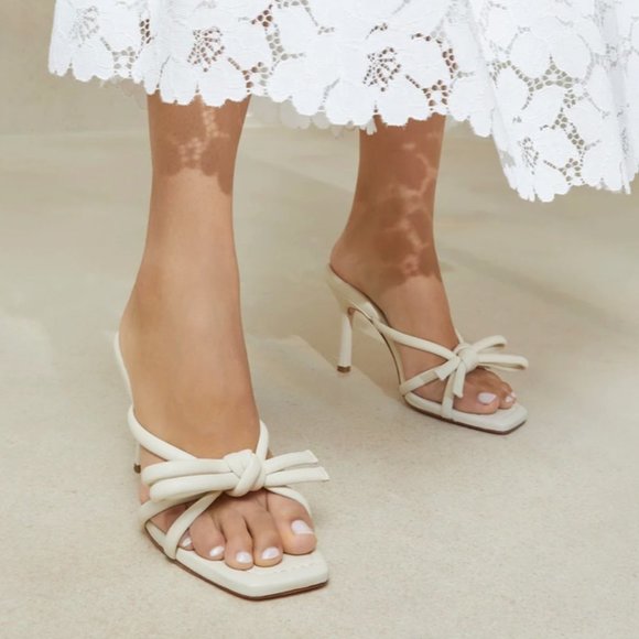 Loeffler Randall Shoes - NWT LOEFFLER RANDALL Napa Bow Stiletto Slide Sandals Optic White
